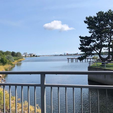 Ferienwohnung Sandkueste Mit Strandkorb & Indoor Spielplatz Heiligenhafen Esterno foto
