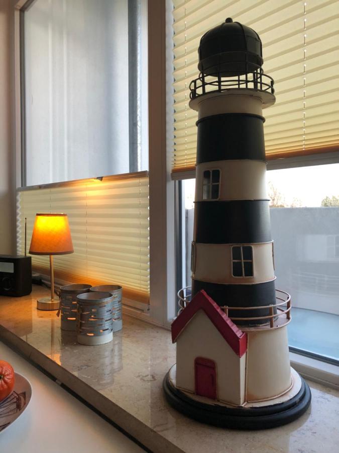 Ferienwohnung Sandkueste Mit Strandkorb & Indoor Spielplatz Heiligenhafen Esterno foto
