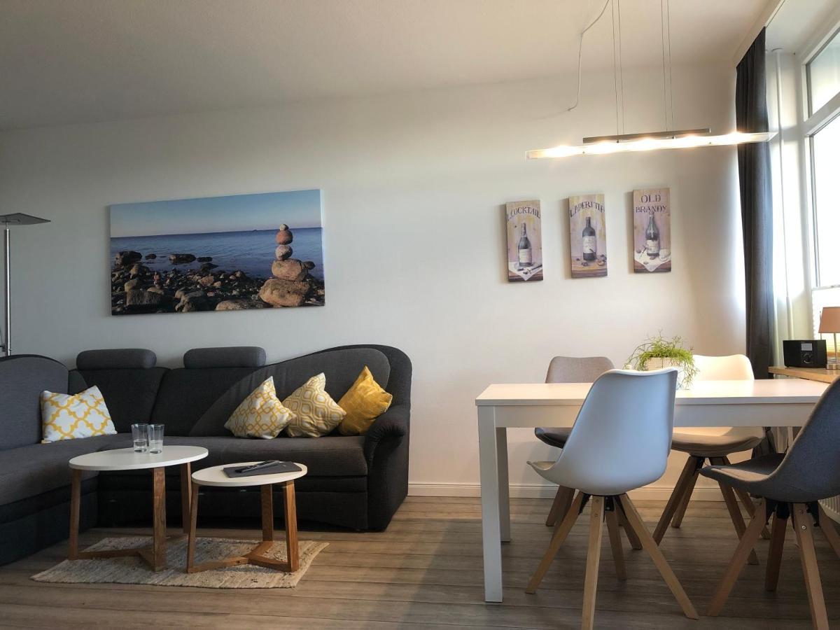 Ferienwohnung Sandkueste Mit Strandkorb & Indoor Spielplatz Heiligenhafen Esterno foto