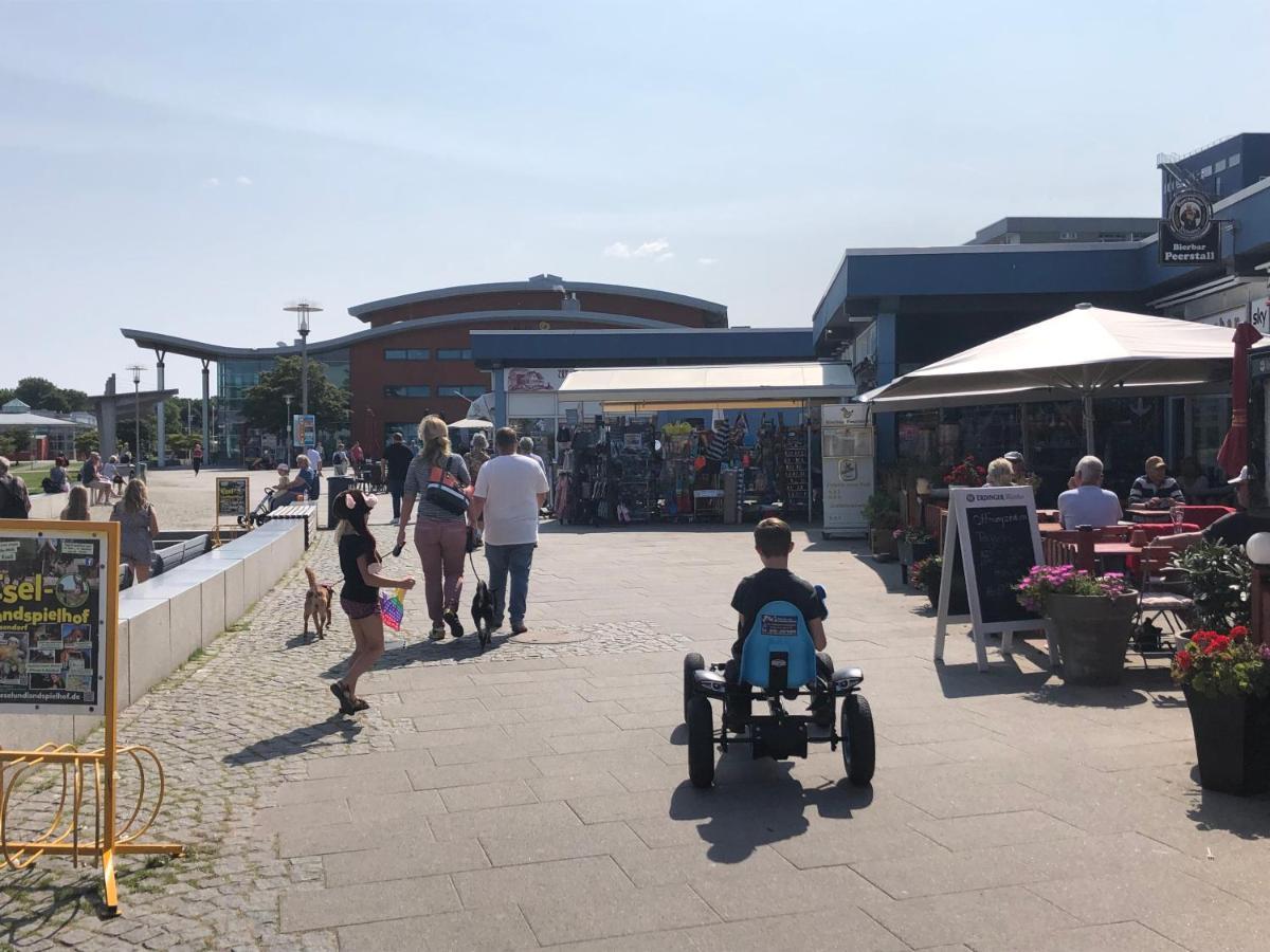 Ferienwohnung Sandkueste Mit Strandkorb & Indoor Spielplatz Heiligenhafen Esterno foto